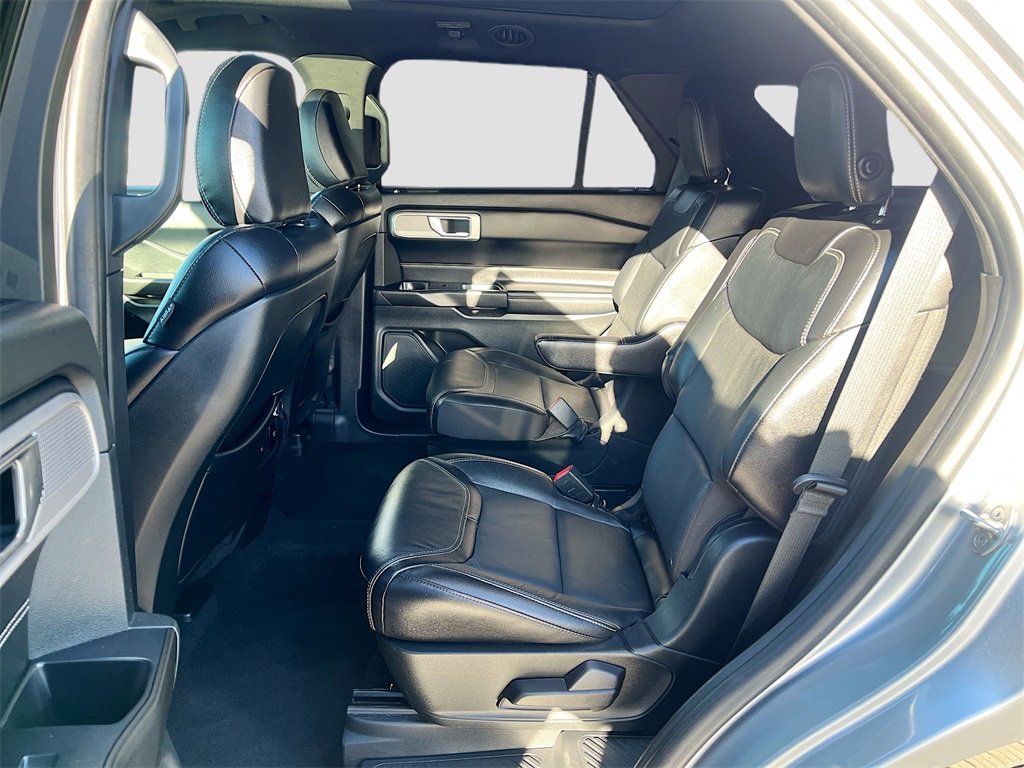 Used 2020 Ford Explorer ST image 26