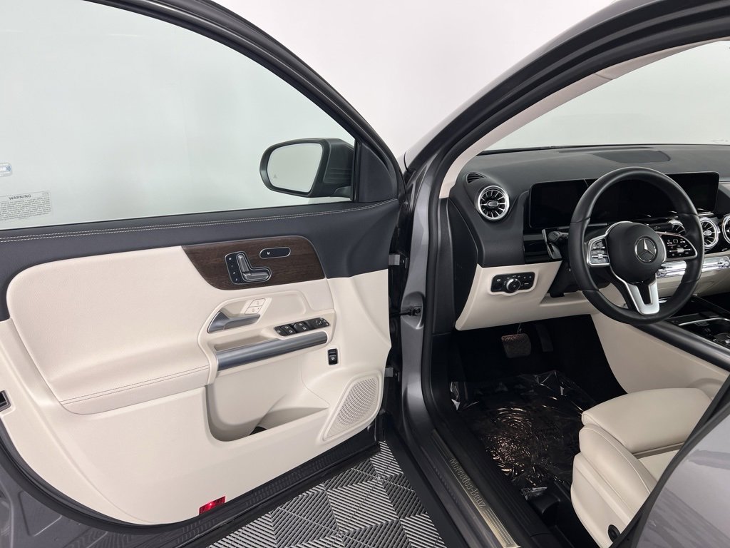 Certified 2023 Mercedes-Benz GLA 250 GLA 250 w/ Premium Package image 10