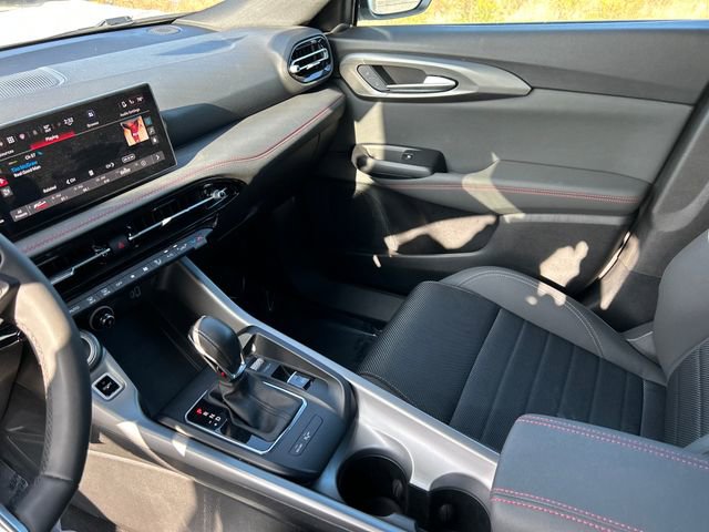 Used 2024 Dodge Hornet R/T image 11