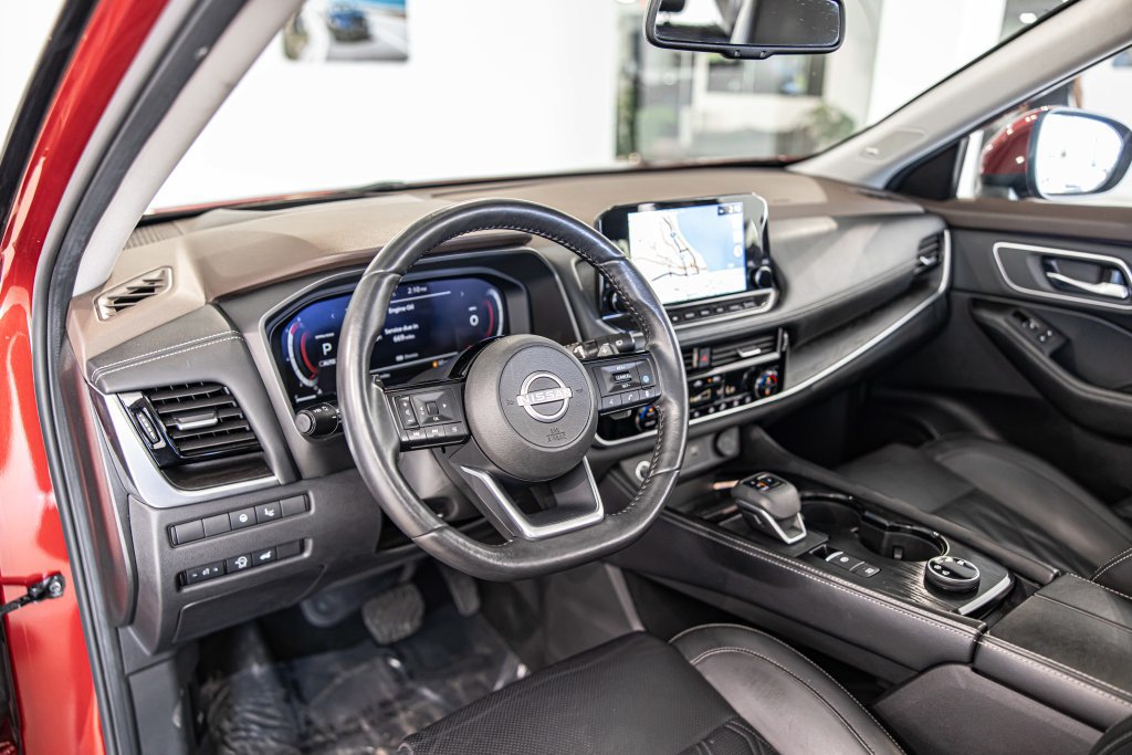Used 2023 Nissan Rogue Platinum AWD/4WD image 20