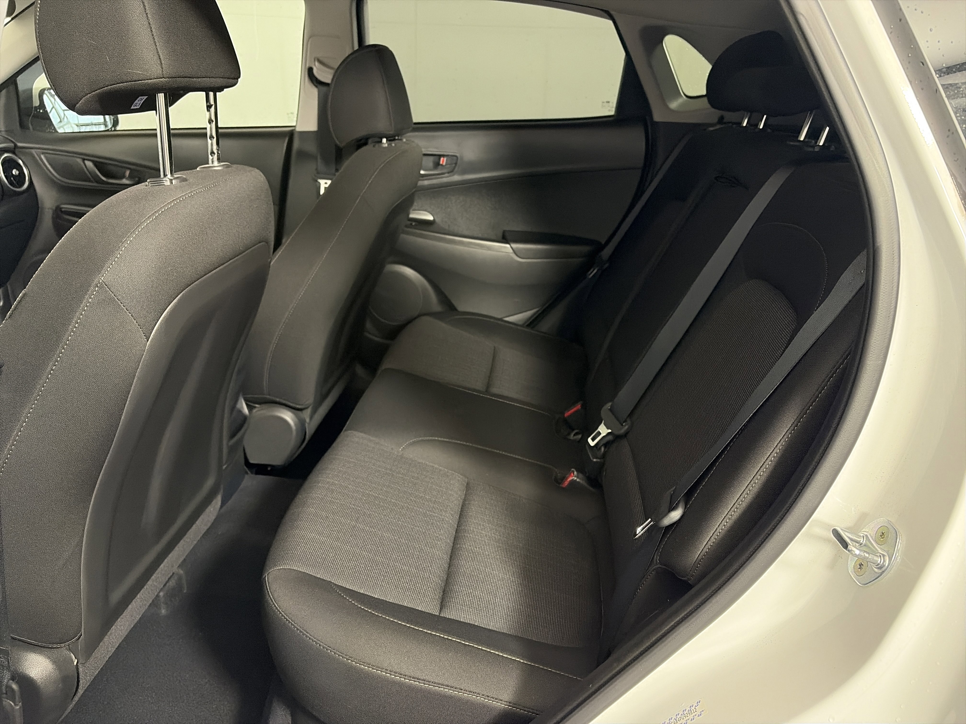 Used 2023 Hyundai Kona SEL image 7