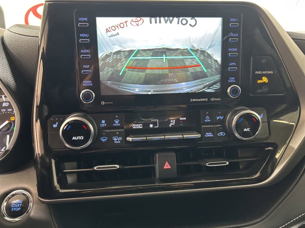 Used 2022 Toyota Highlander XLE image 30