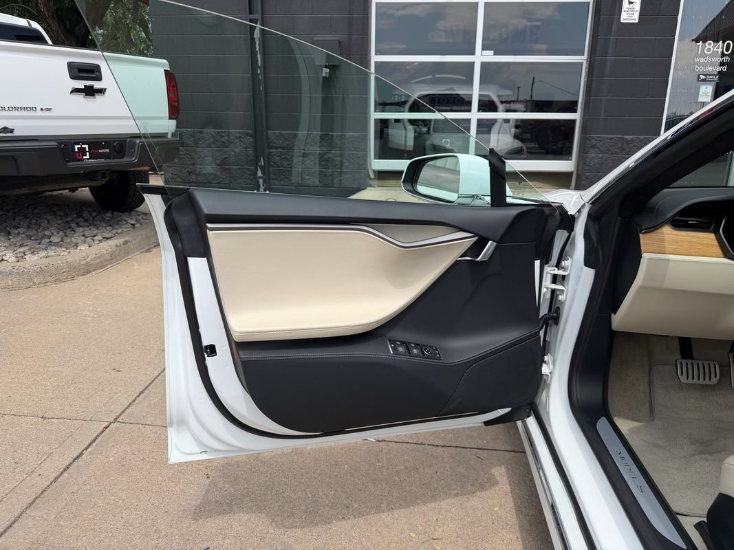 Used 2019 Tesla Model S Performance AWD/4WD image 19