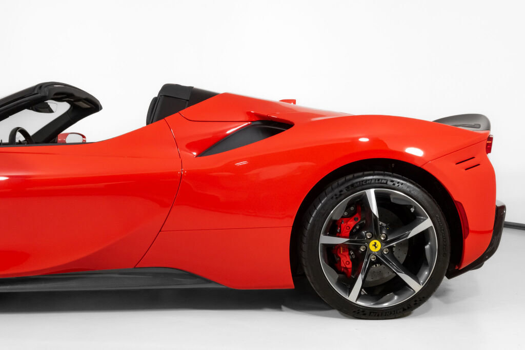 Used 2023 Ferrari SF90 Spider AWD/4WD image 14