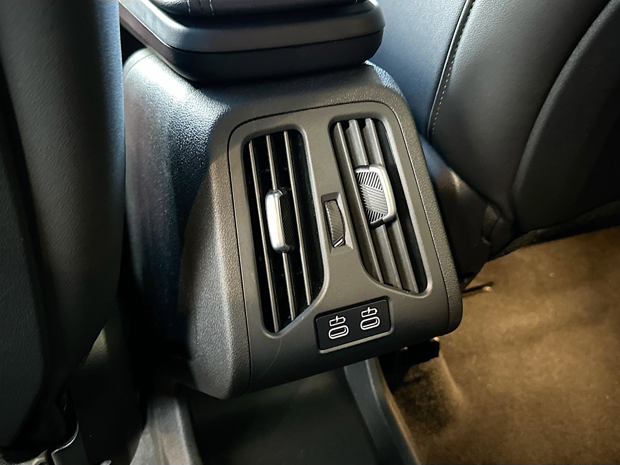 Certified 2025 BMW X2 M35i w/ Premium Package image 26