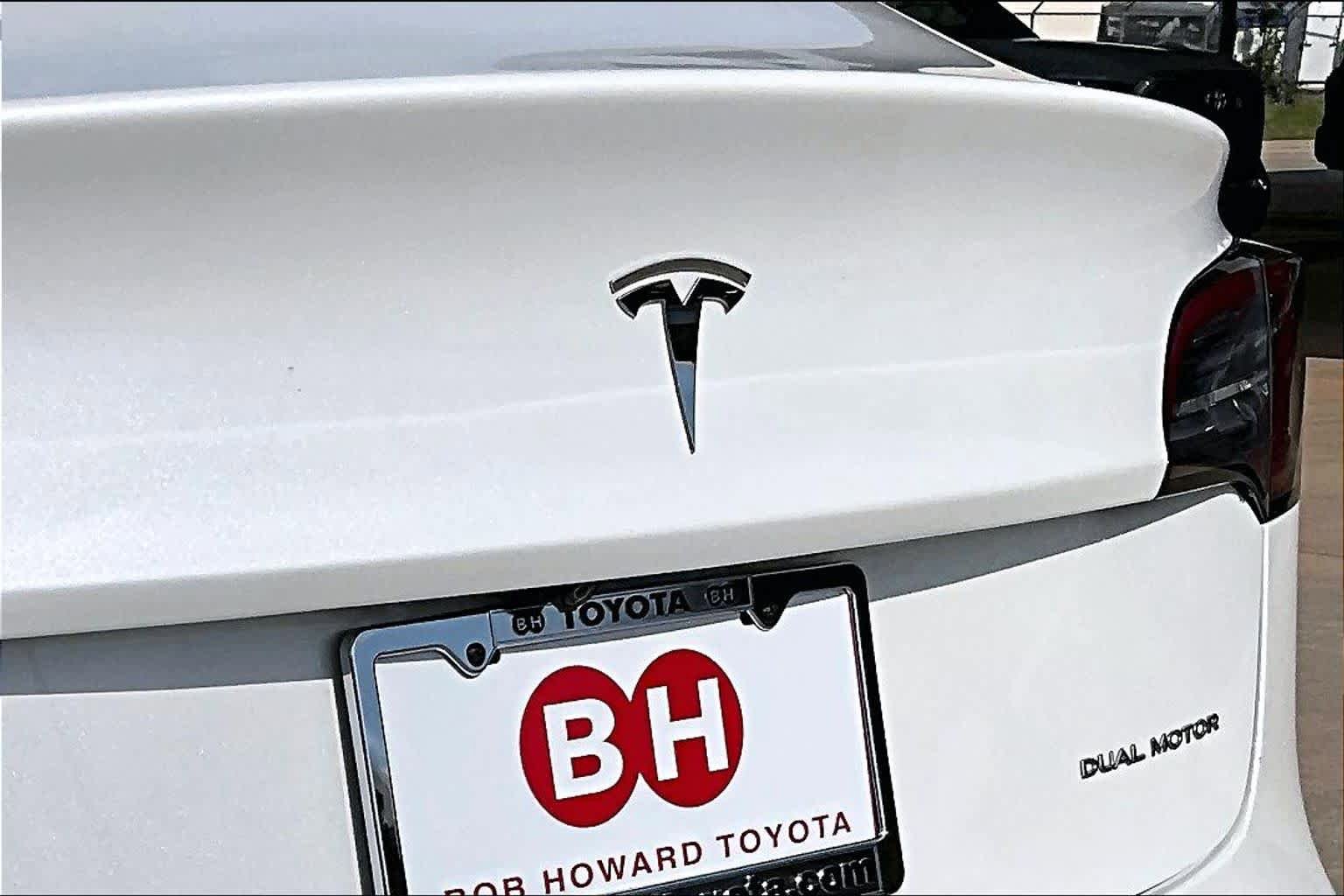 Used 2022 Tesla Model 3 Long Range AWD/4WD image 29