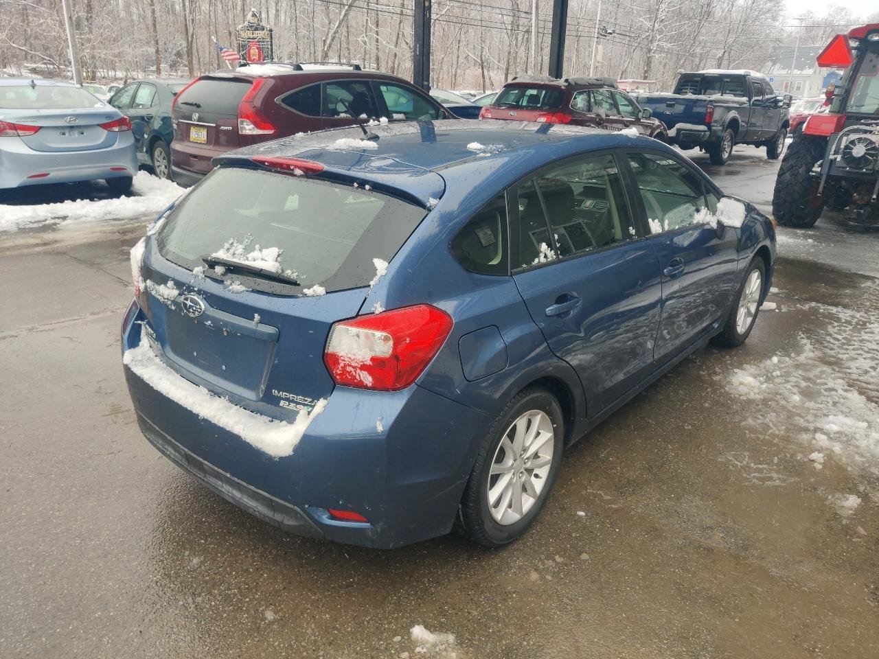 Used 2012 Subaru Impreza 2.0i Premium AWD/4WD image 6