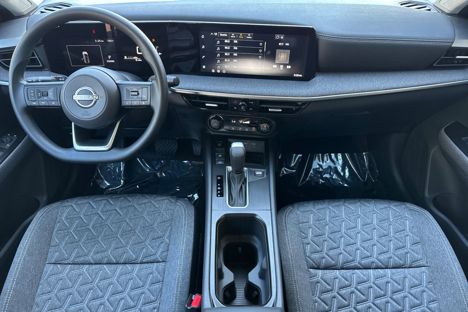 New 2026 Nissan Kicks SV image 15