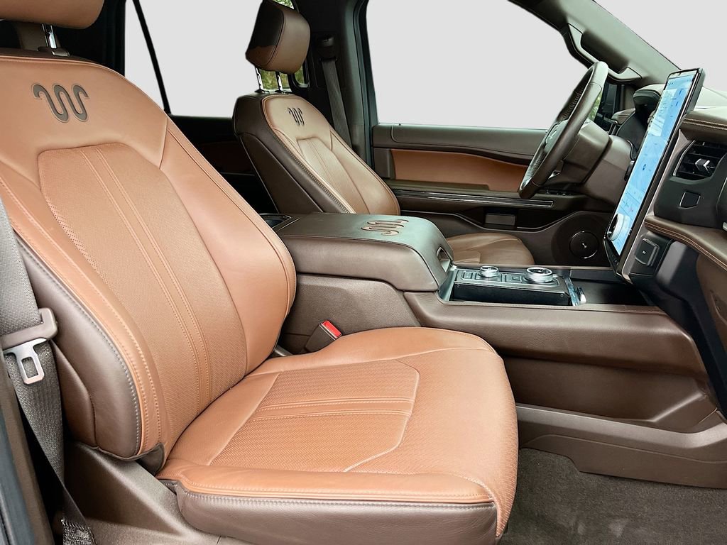 Used 2023 Ford Expedition Max King Ranch image 31