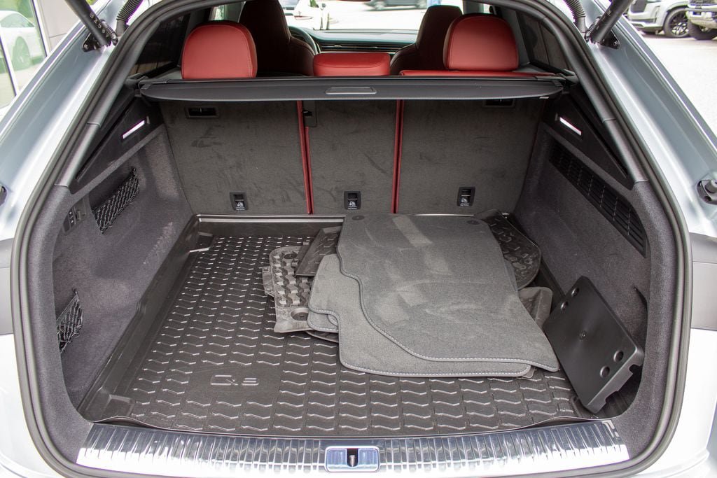 Used 2024 Audi SQ8 Premium Plus AWD/4WD image 23