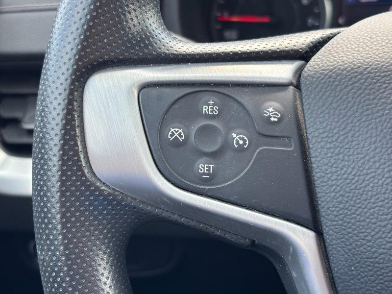 Used 2023 GMC Terrain SLE w/ Driver Convenience Package FWD image 17