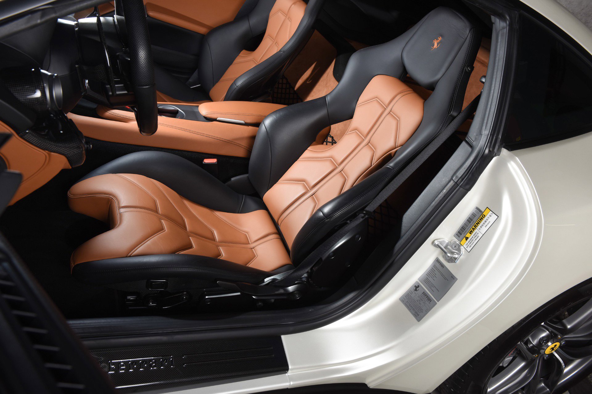 Used 2014 Ferrari F12 Berlinetta RWD image 5