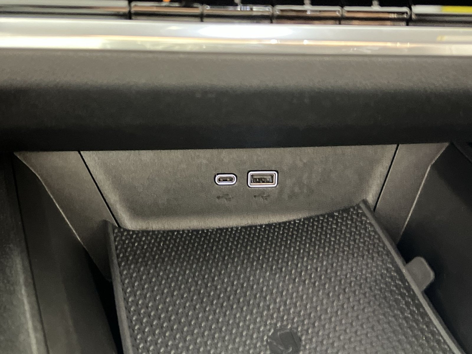 Used 2025 Chevrolet Equinox LT FWD image 32