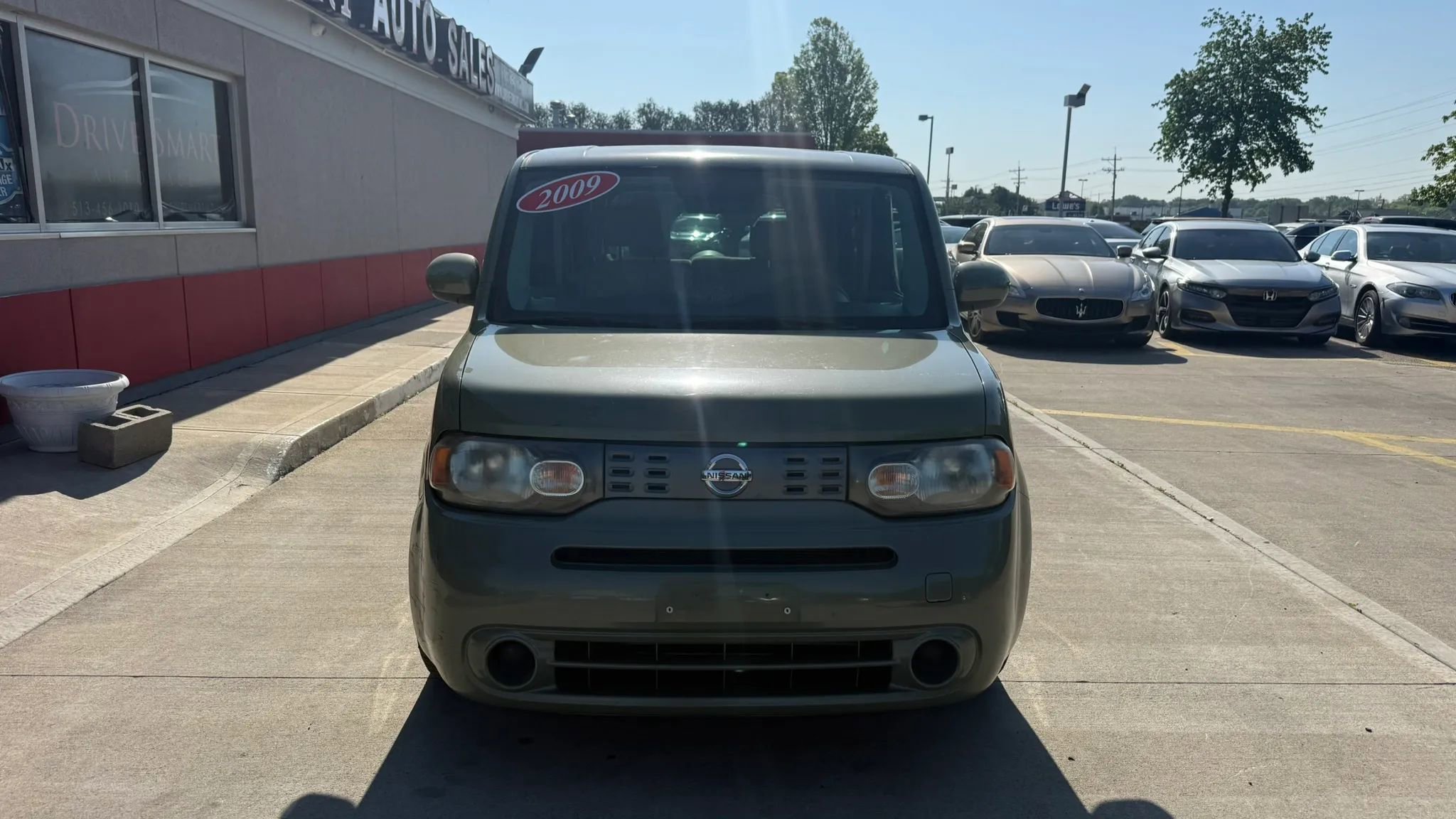 Used 2009 Nissan Cube 1.8 S w/ Interior Illumination Pkg FWD image 2