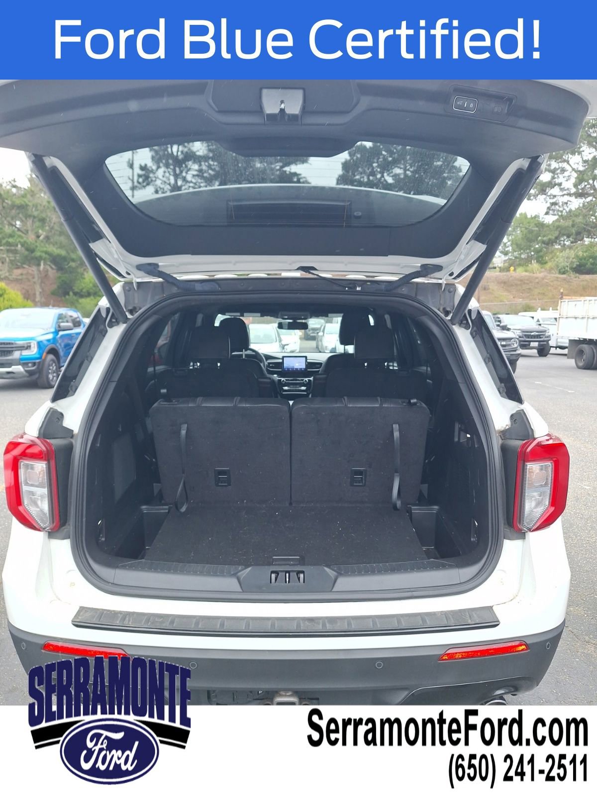 Used 2023 Ford Explorer ST-Line w/ Class IV Trailer Tow Package AWD/4WD image 8