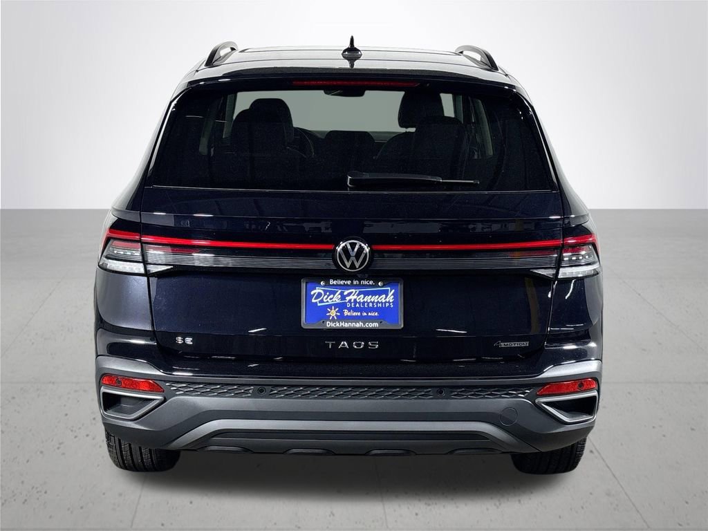 New 2025 Volkswagen Taos SE image 7