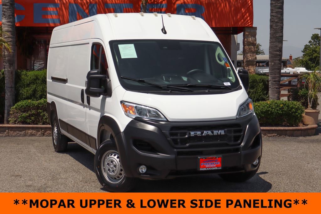 Used 2025 RAM ProMaster 2500 w/ Convenience Group FWD image 2