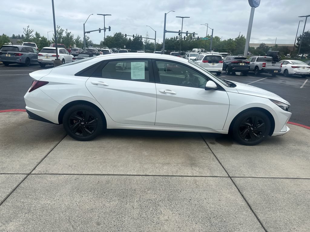 Used 2021 Hyundai Elantra SEL FWD image 5