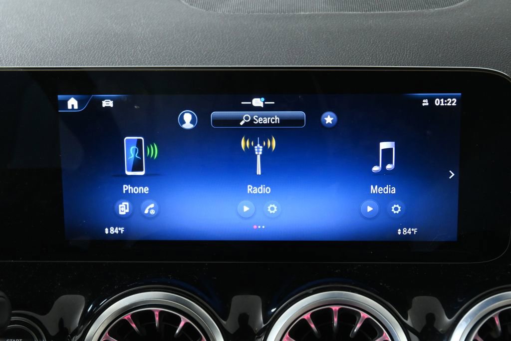 Used 2026 Mercedes-Benz GLA 250 4MATIC image 20