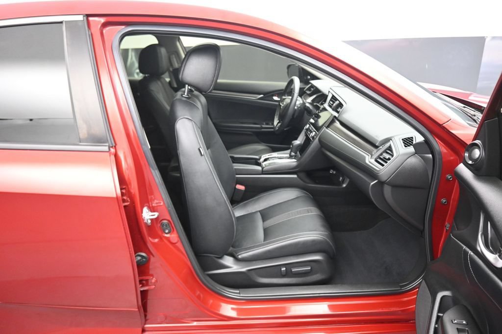 Used 2019 Honda Civic Touring image 44