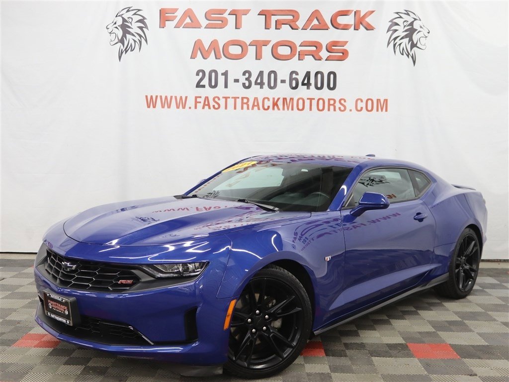 Used 2021 Chevrolet Camaro LT RWD image 1