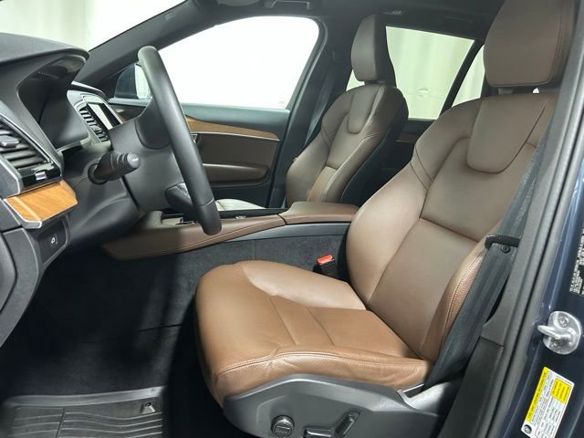 Used 2024 Volvo XC90 B5 Plus w/ Protection Package Premier image 6