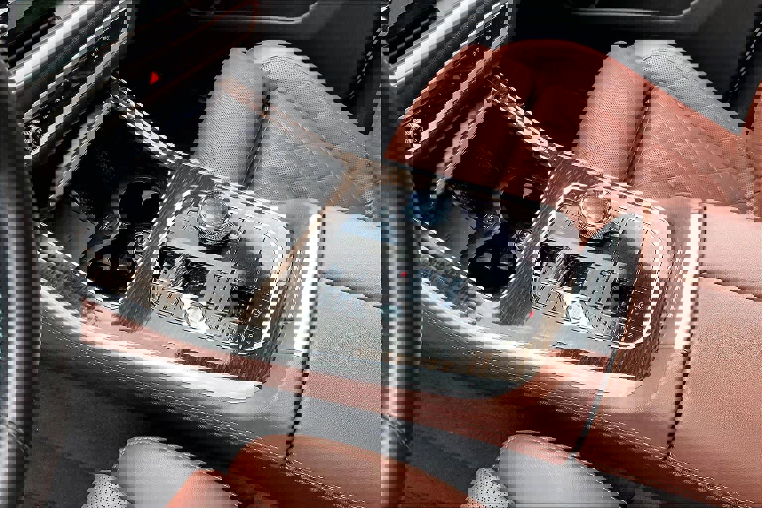 Used 2024 BMW X5 M60i w/ Executive Package image 17