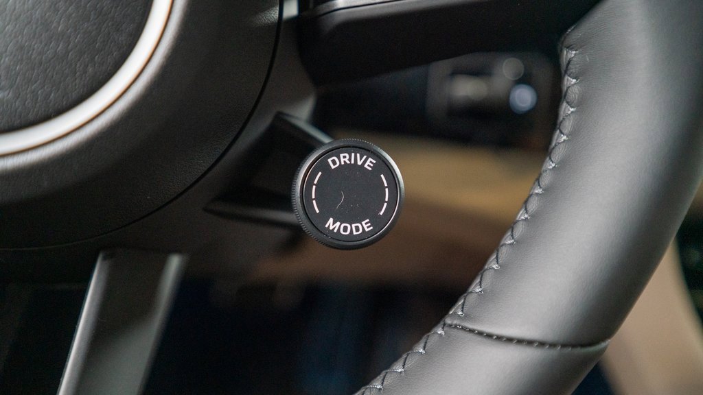 New 2025 Porsche Taycan image 31