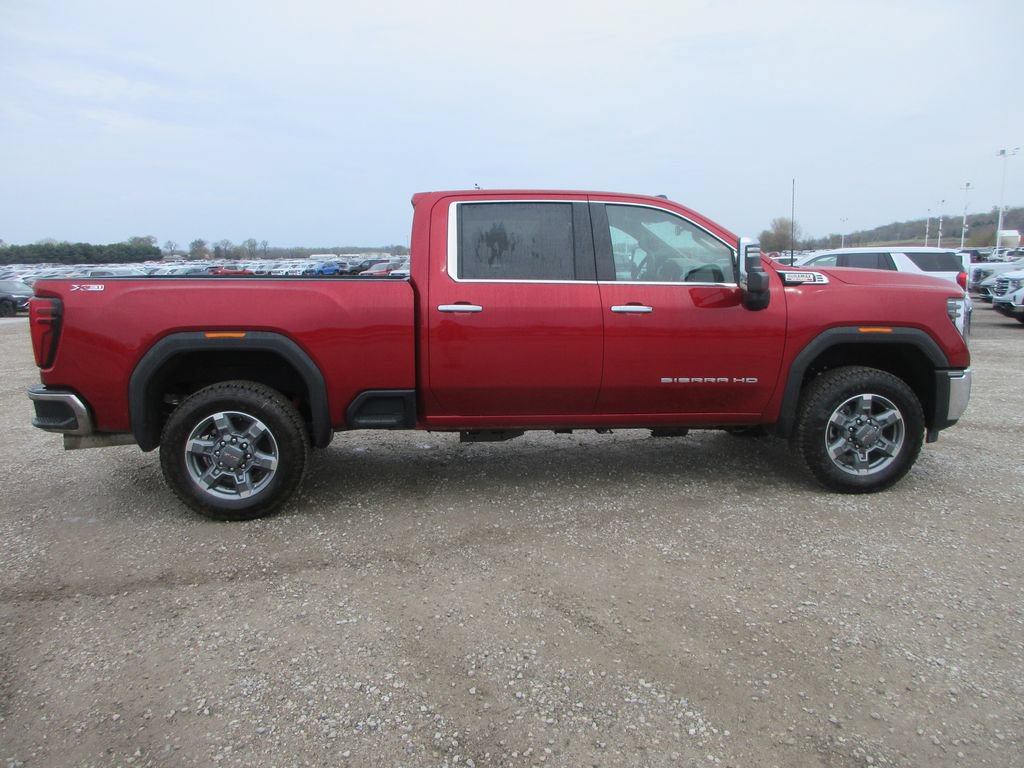 New 2026 GMC Sierra 2500 SLT AWD/4WD image 3
