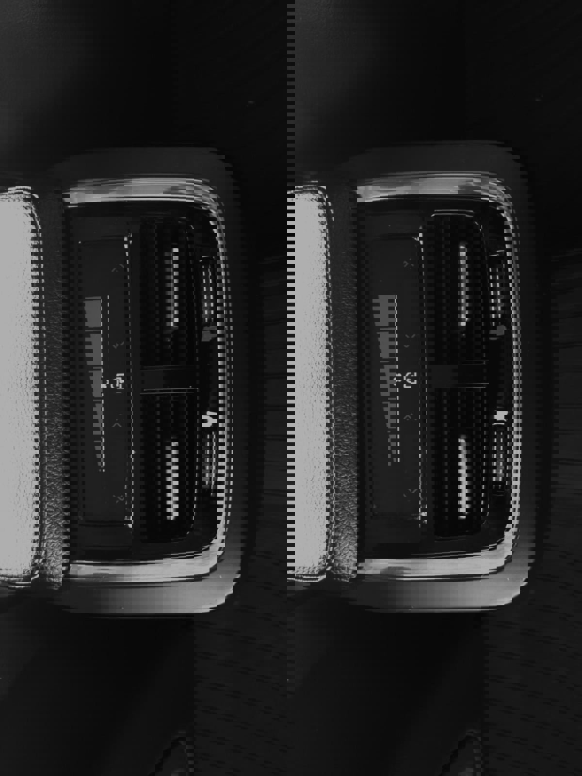 Used 2018 Volvo XC90 T6 Momentum w/ Convenience Package image 25