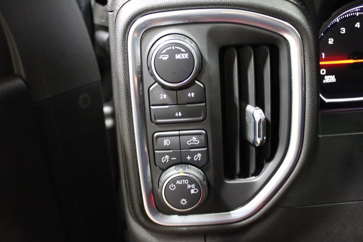 Used 2023 Chevrolet Silverado 2500 LT w/ Convenience Package AWD/4WD image 44