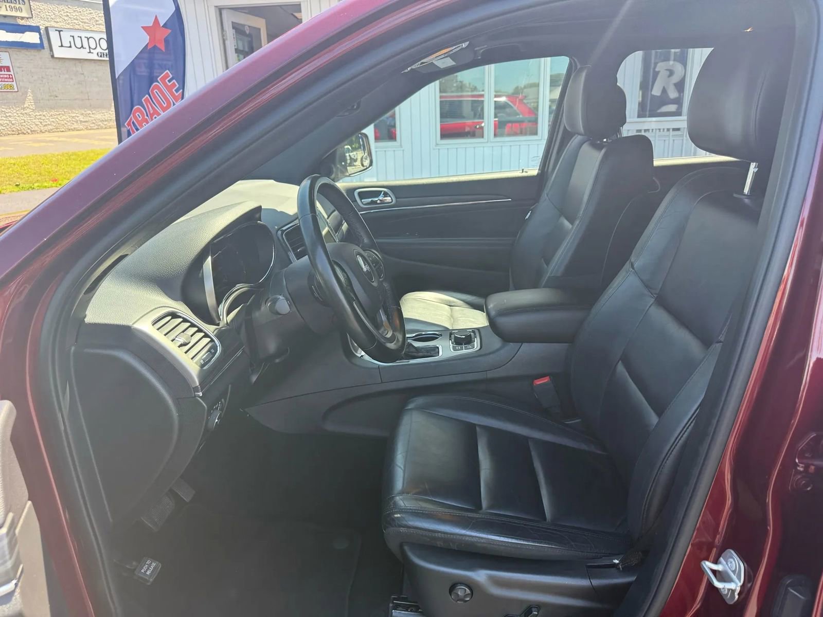 Used 2020 Jeep Grand Cherokee Limited image 13