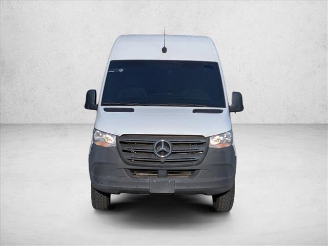 Used 2023 Mercedes-Benz Sprinter 2500 image 2