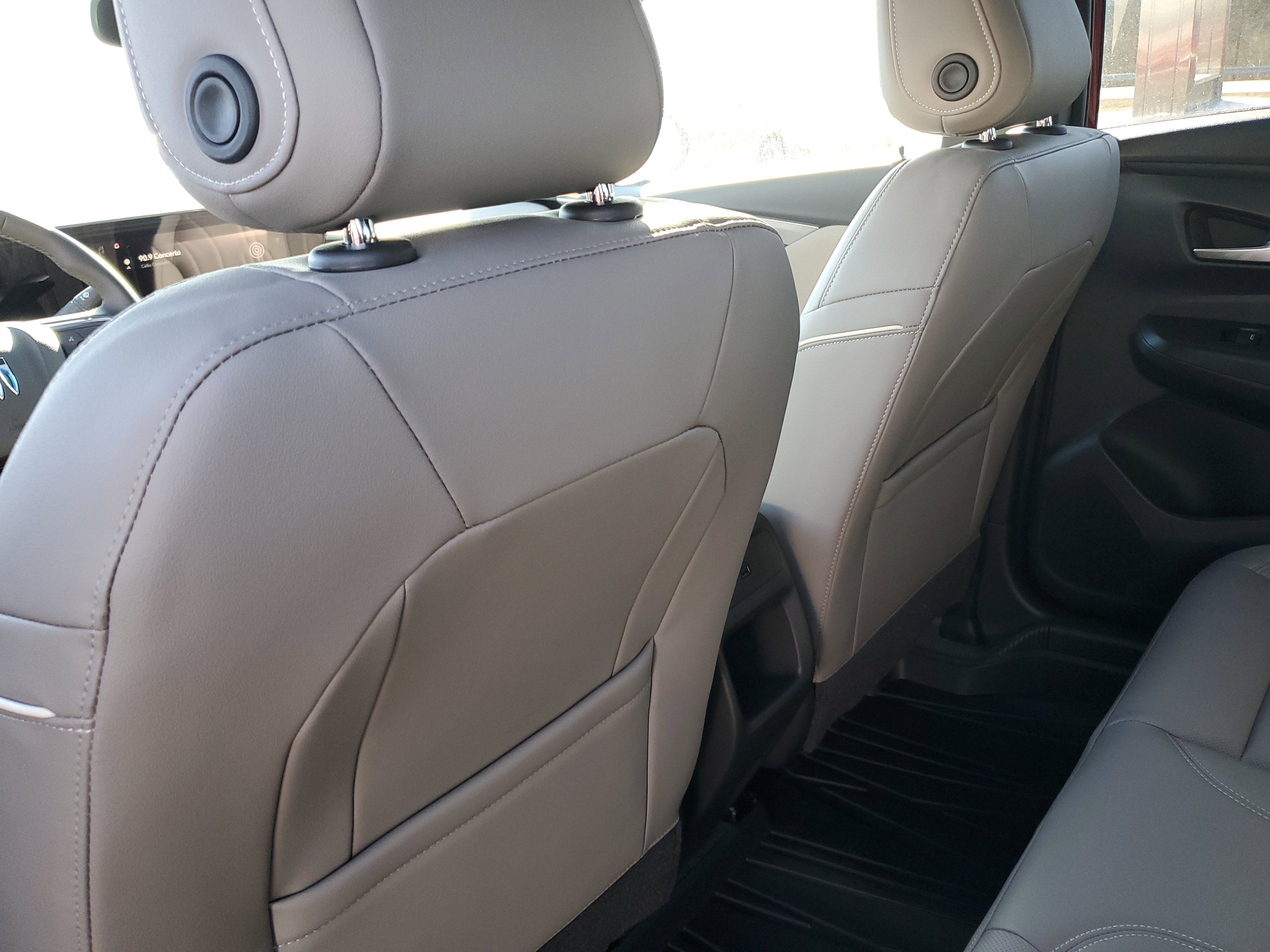 New 2026 Buick Envista Avenir image 32