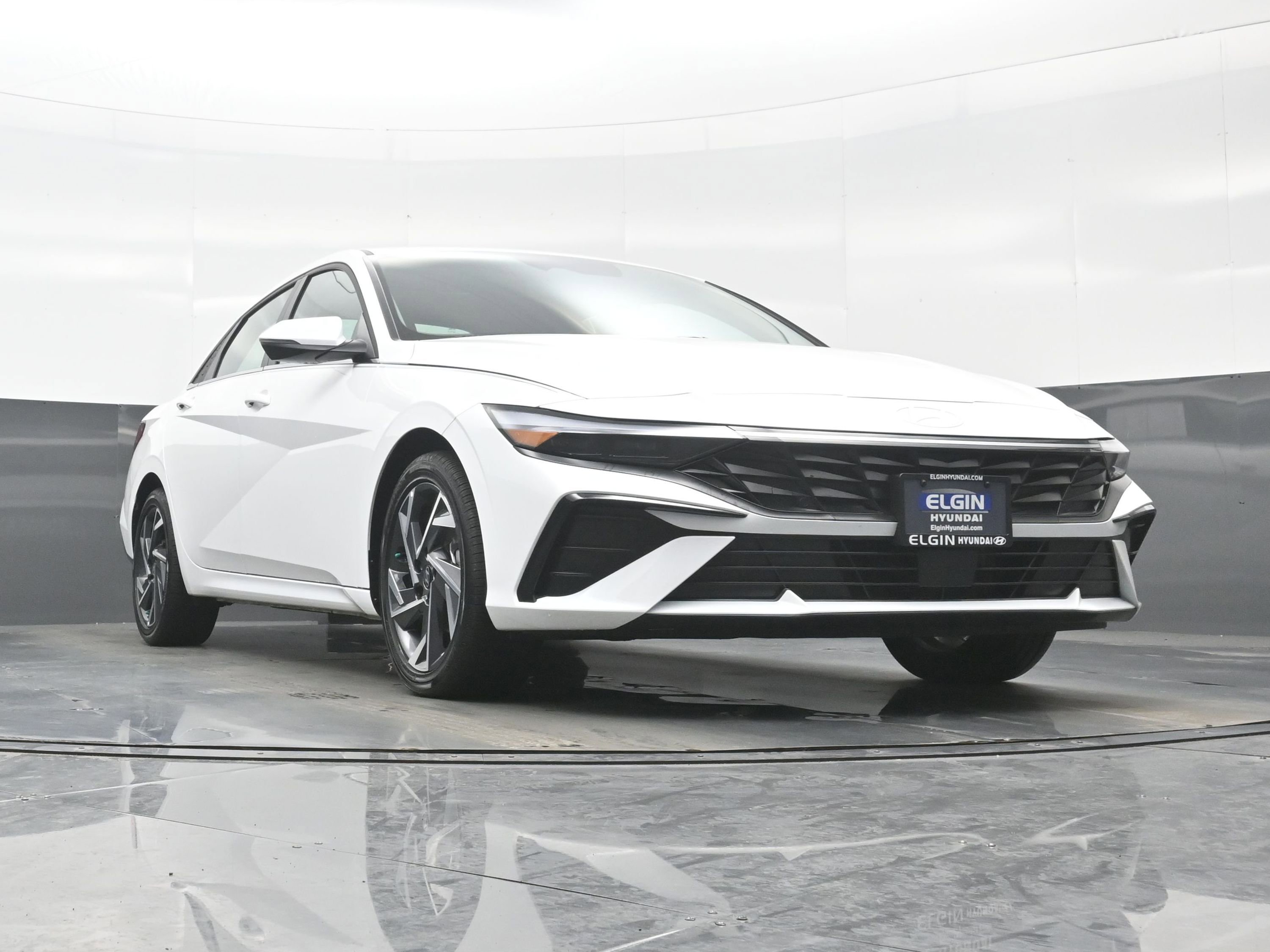 Certified 2025 Hyundai Elantra Limited image 33