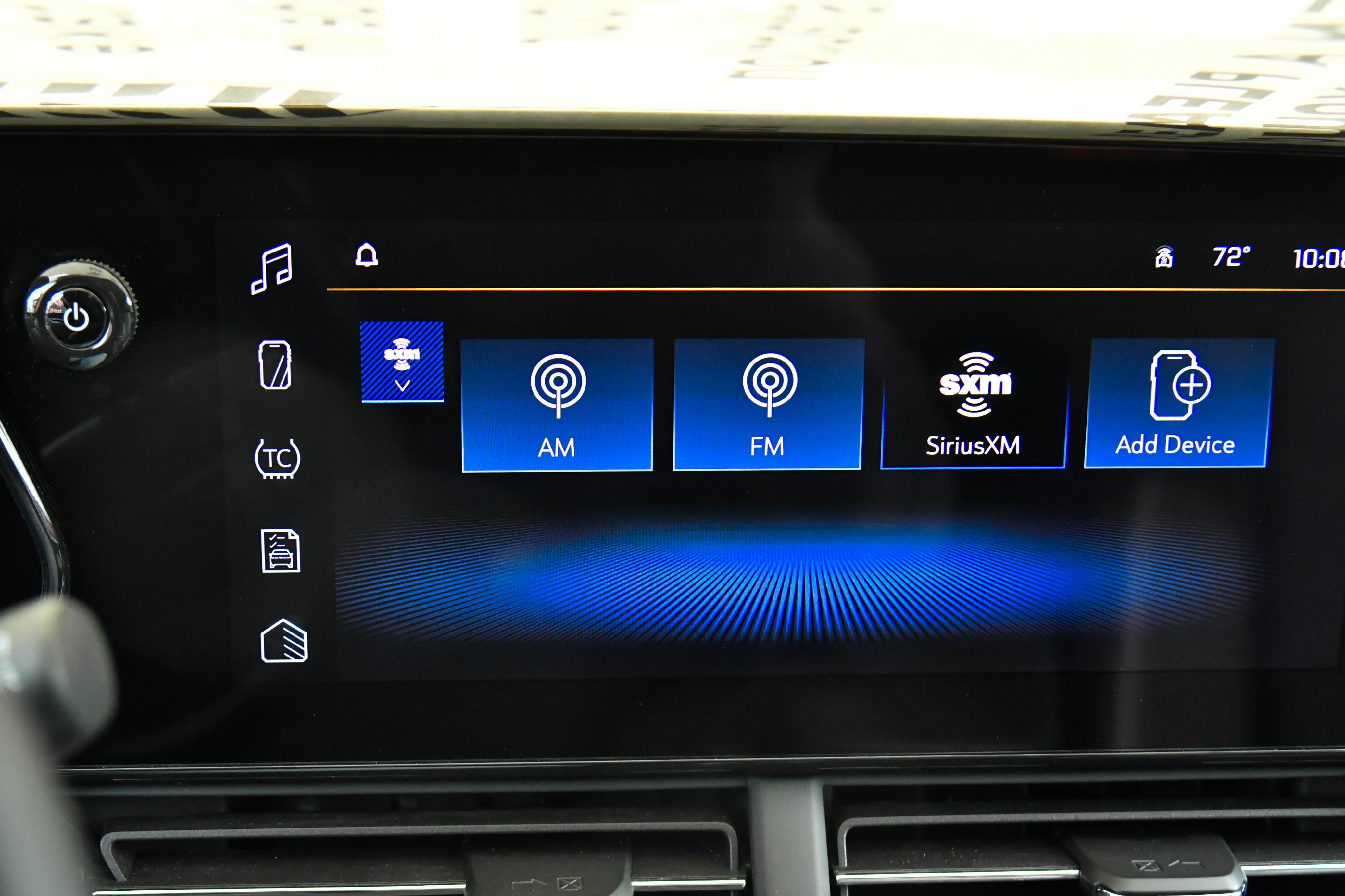 Used 2025 Chevrolet Trax LT w/ LT Convenience Package FWD image 22