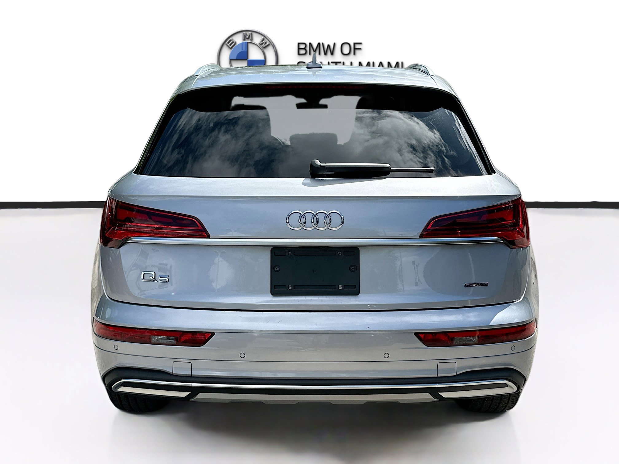 Used 2023 Audi Q5 2.0T Premium w/ Convenience Package image 6