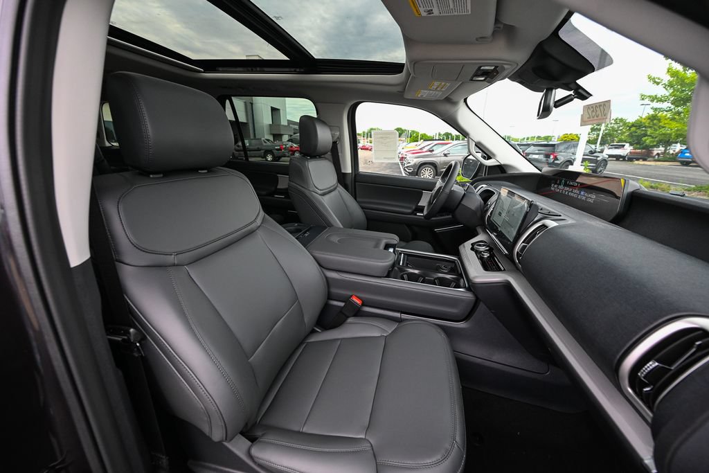 New 2026 Ford Expedition Active AWD/4WD image 24
