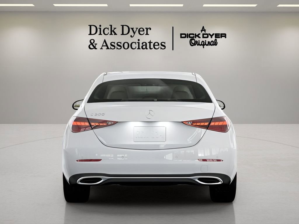 Used 2025 Mercedes-Benz C 300 Sedan image 14