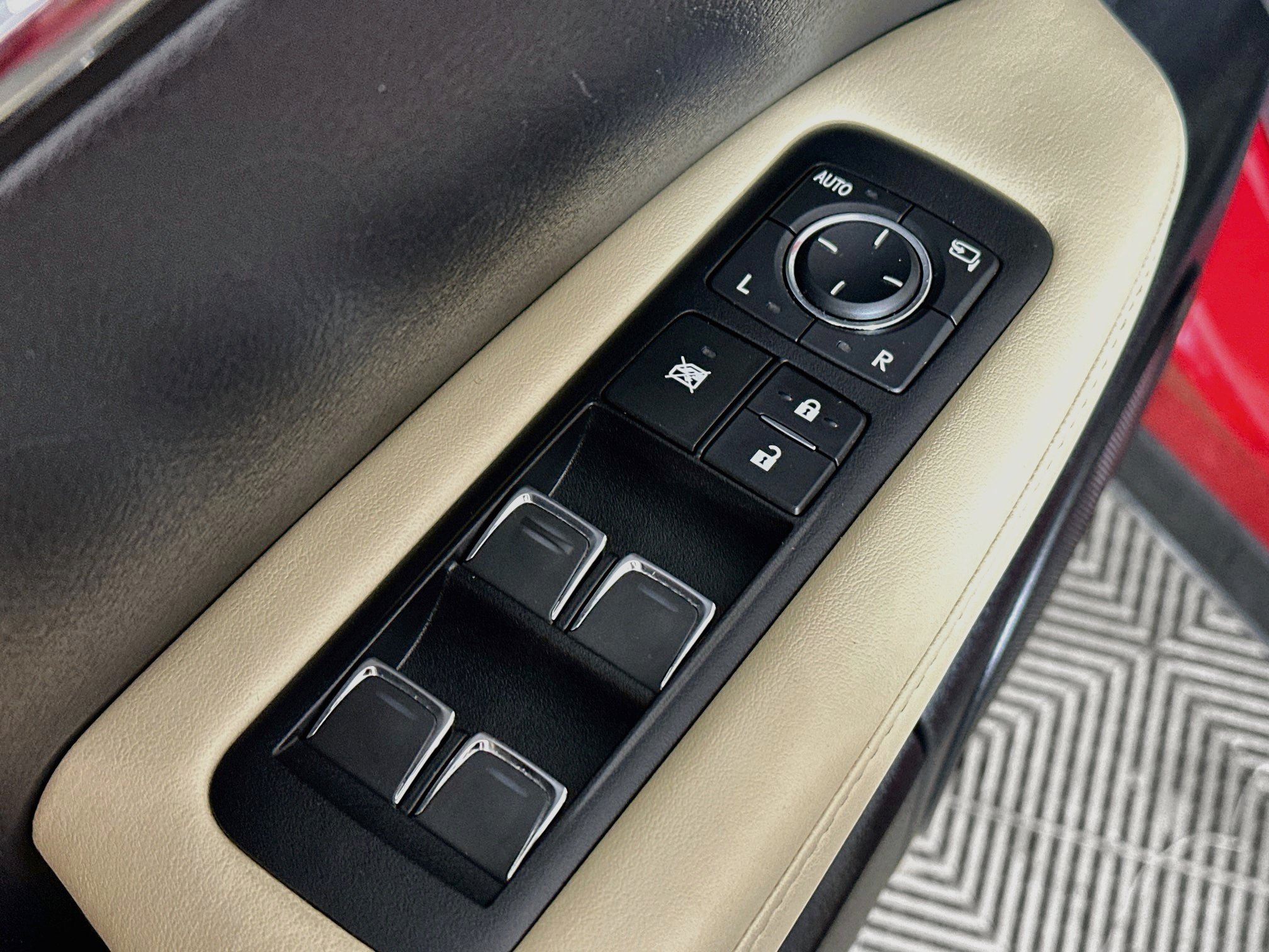 Certified 2022 Lexus RX 350 AWD w/ Premium Package image 17