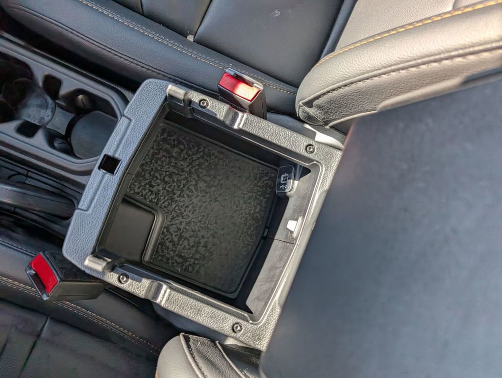 Used 2024 Jeep Wrangler Unlimited Sahara image 35