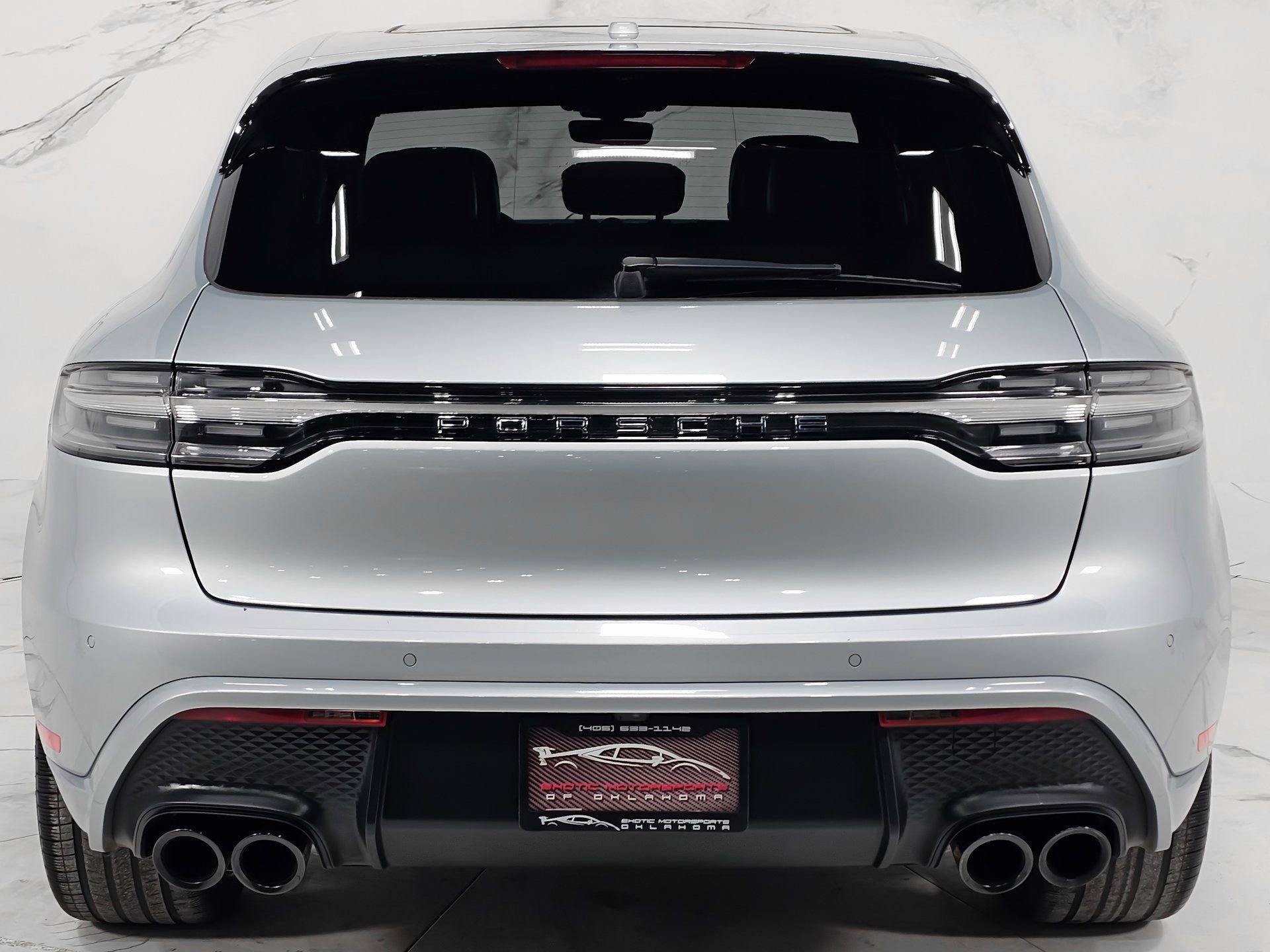 Used 2024 Porsche Macan Turbo image 10
