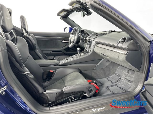Used 2023 Porsche 718 Boxster Spyder image 18