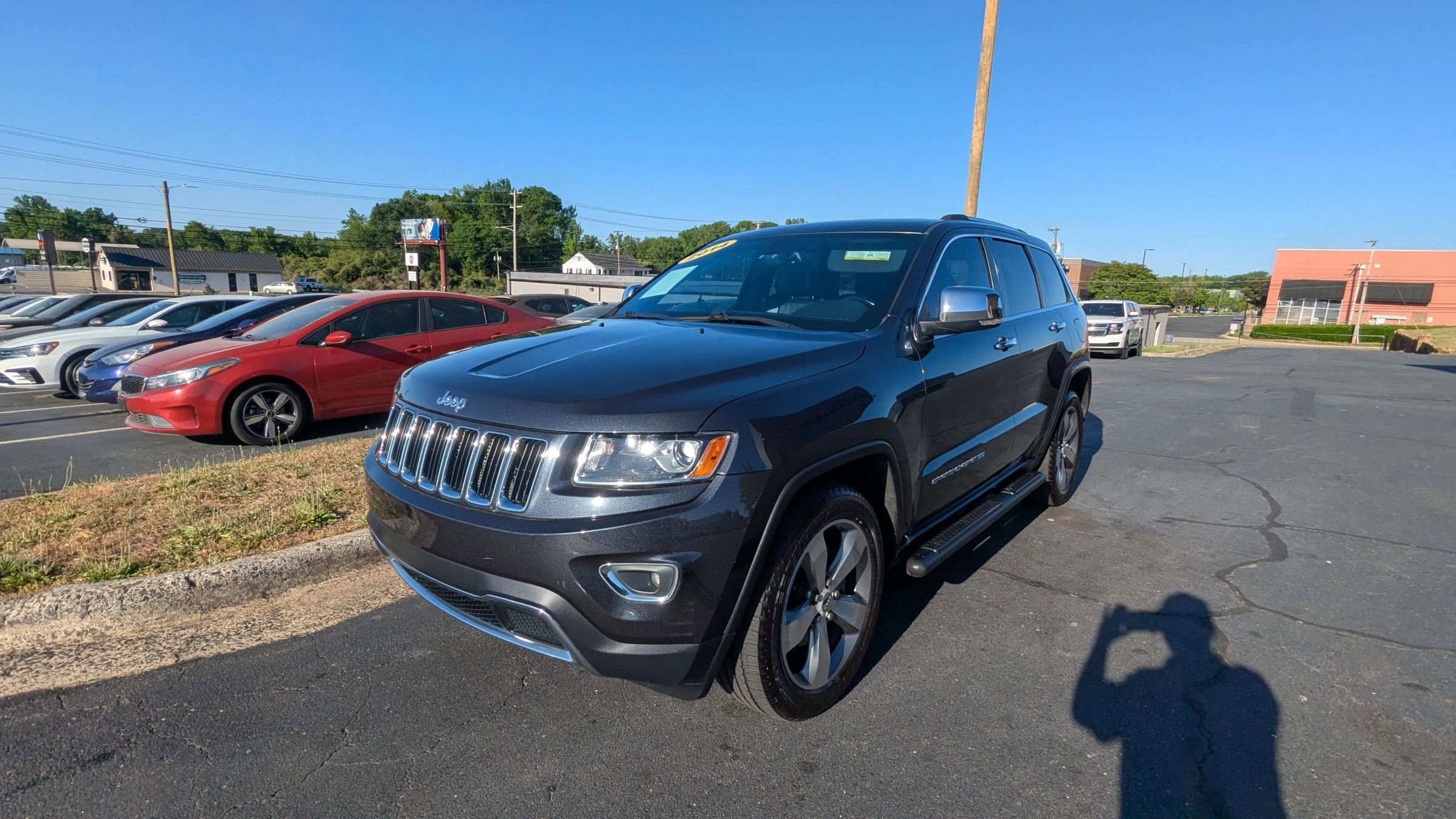 Used 2014 Jeep Grand Cherokee Limited AWD/4WD image 3