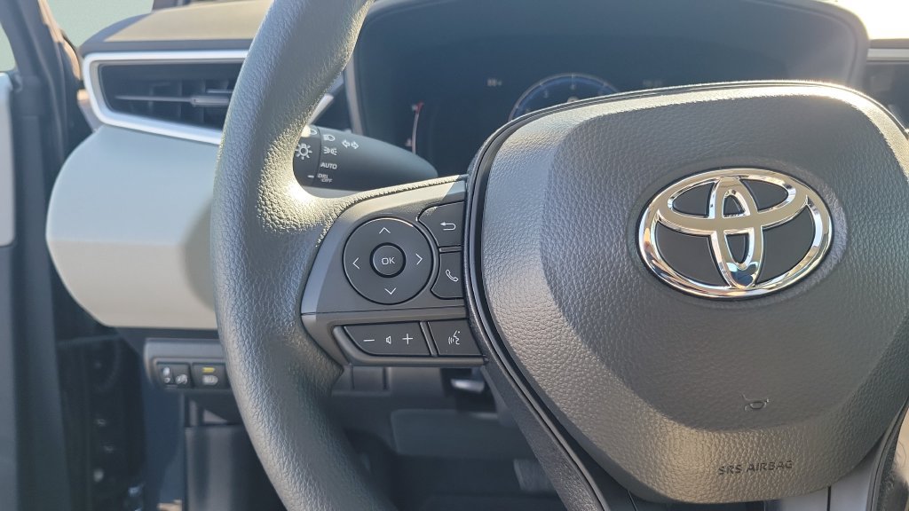 New 2027 Toyota Corolla LE FWD image 18