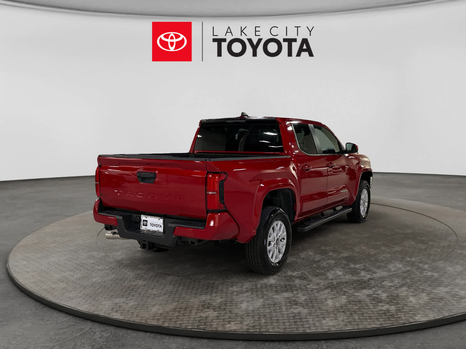 Used 2025 Toyota Tacoma SR5 RWD image 8