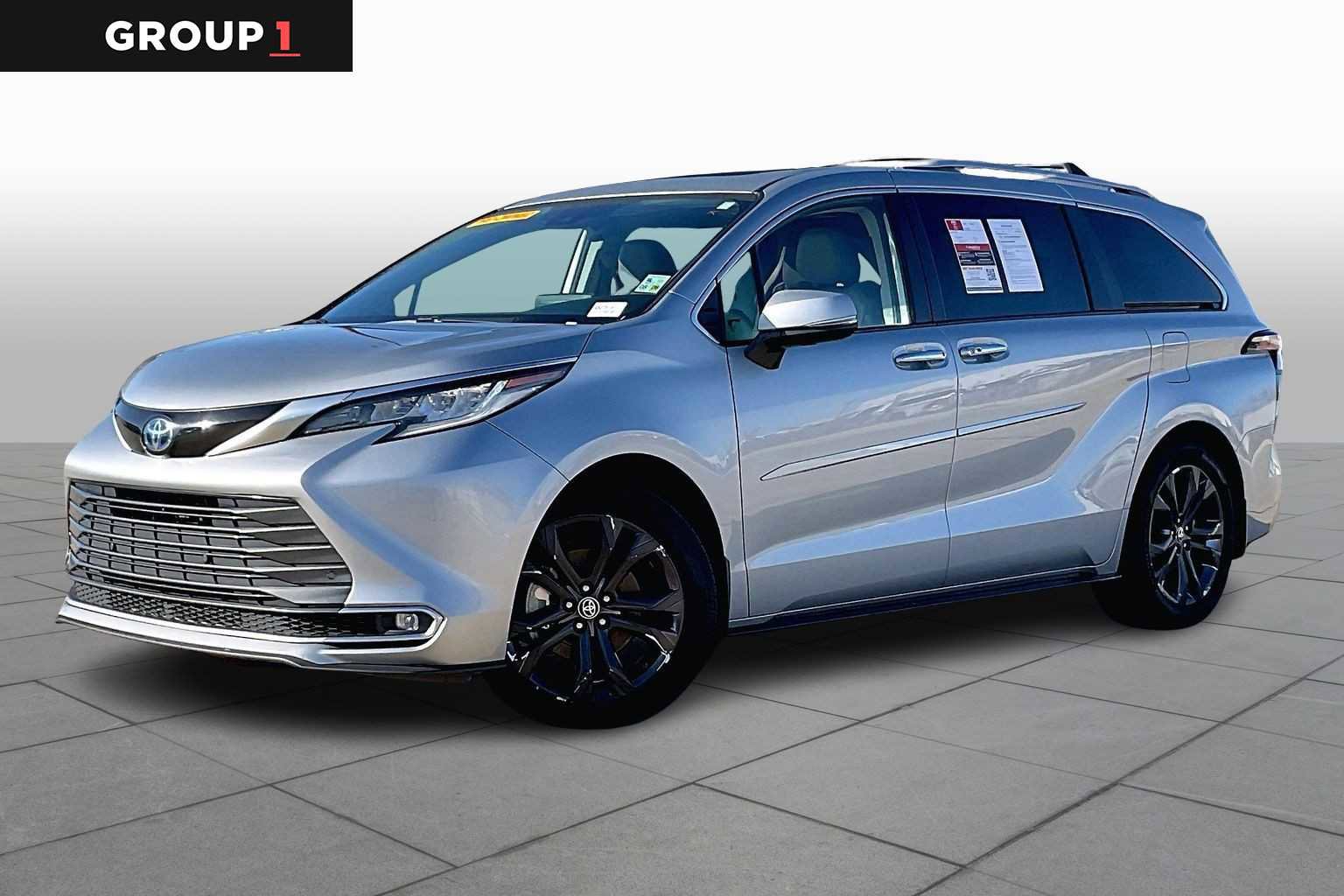 Used 2022 Toyota Sienna Limited