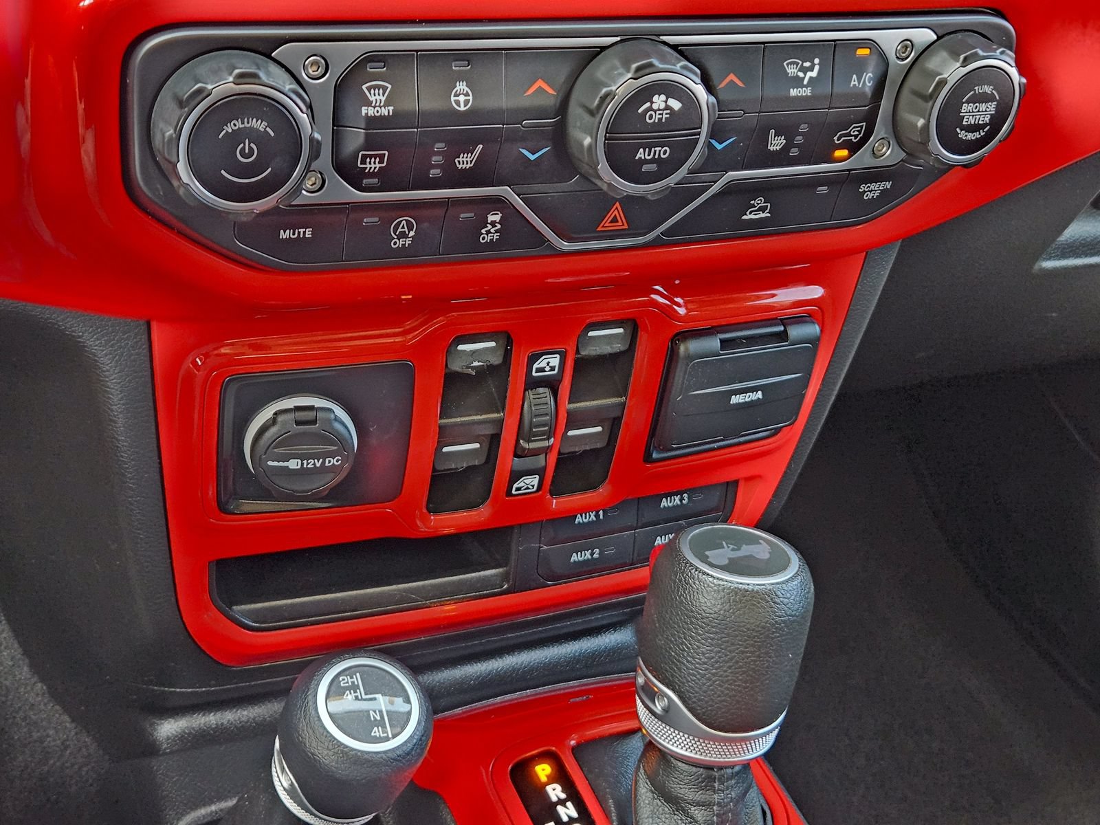 Used 2021 Jeep Wrangler Unlimited Sport AWD/4WD image 23
