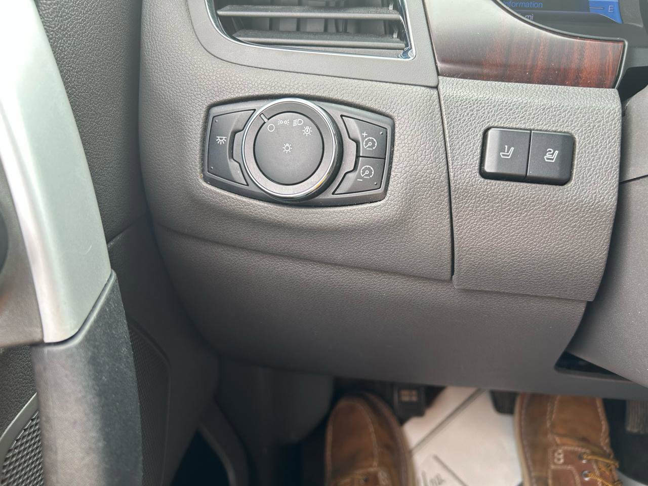 Used 2013 Ford Edge Limited w/ Vision Pkg image 26