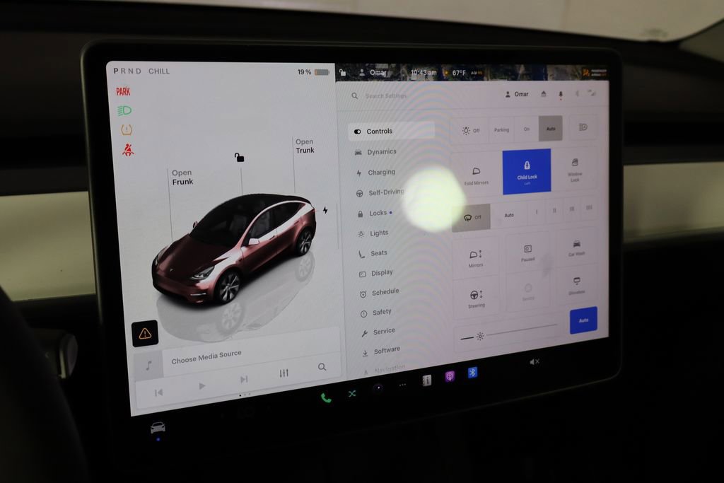 Used 2024 Tesla Model Y Long Range RWD image 28